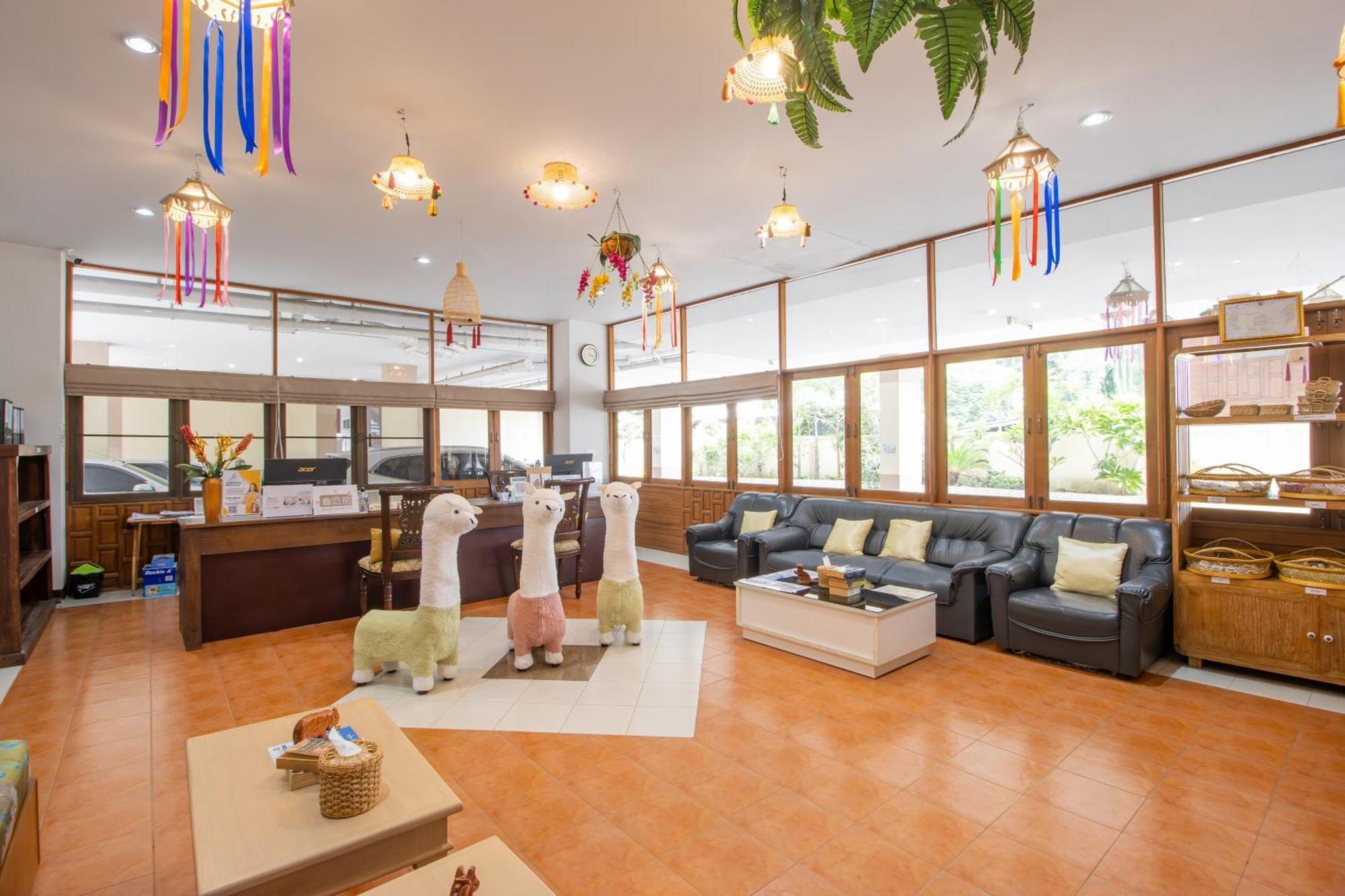 Budget Stars Hotel Csiangmaj Kültér fotó