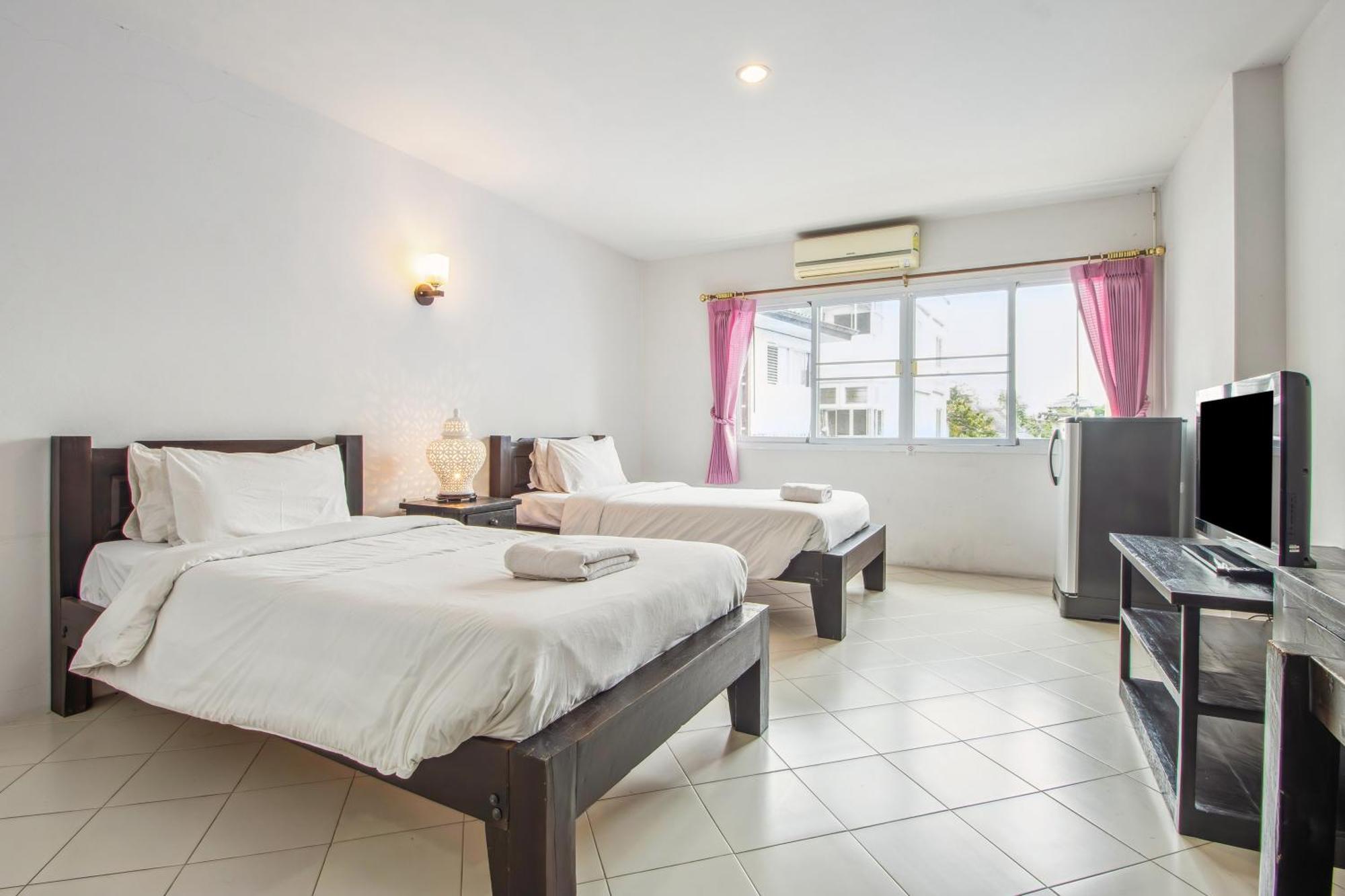 Budget Stars Hotel Csiangmaj Kültér fotó